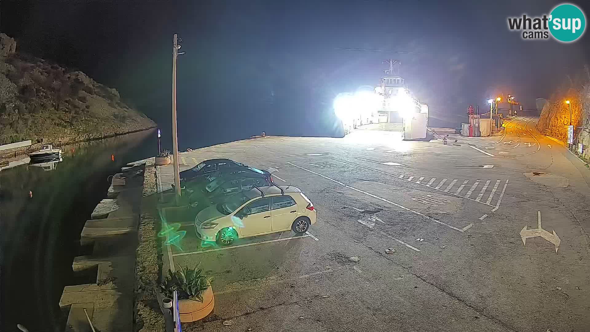Webcam Prizna ferry port to Pag island