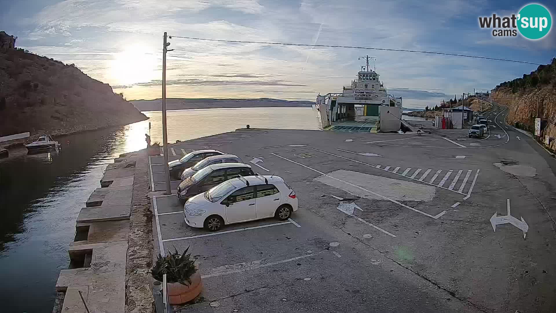 Webcam Prizna ferry port to Pag island