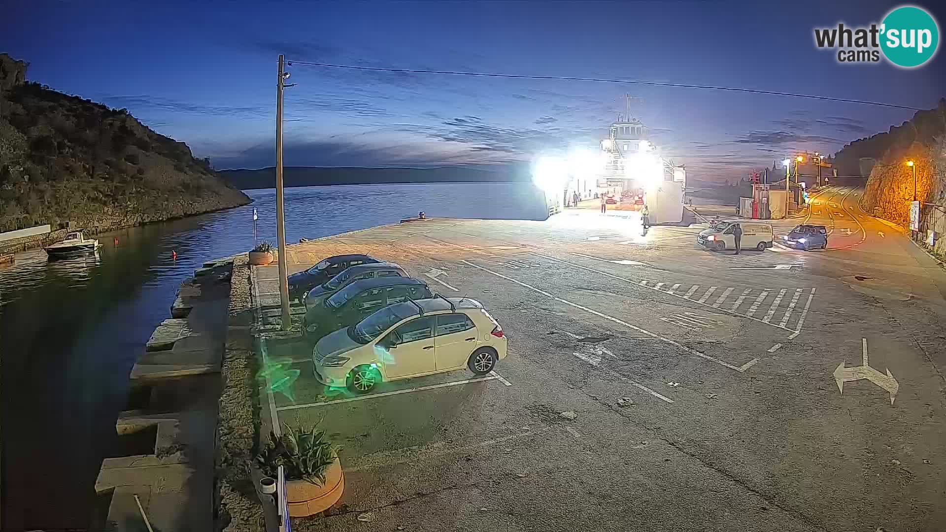 Webcam port de ferry de Prizna – vers l’île de Pag