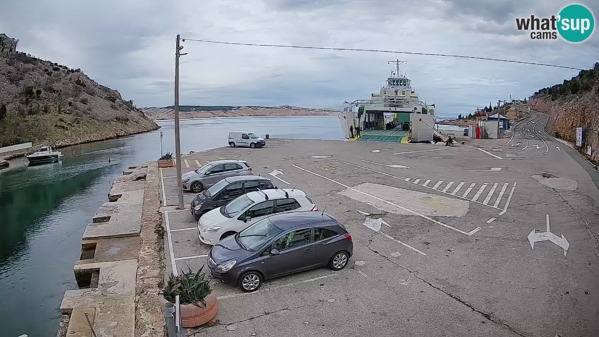 Webcam Prizna ferry port to Pag island