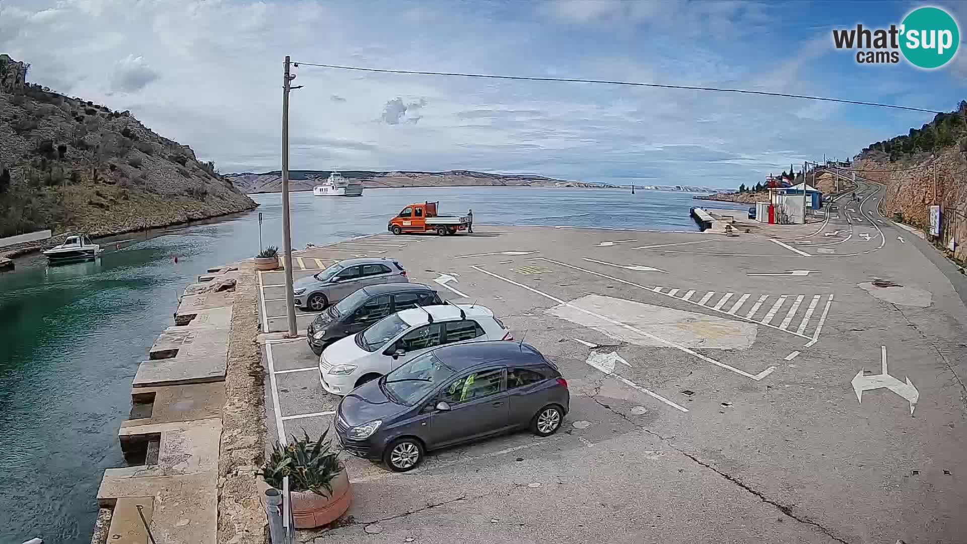 Webcam Prizna ferry port to Pag island