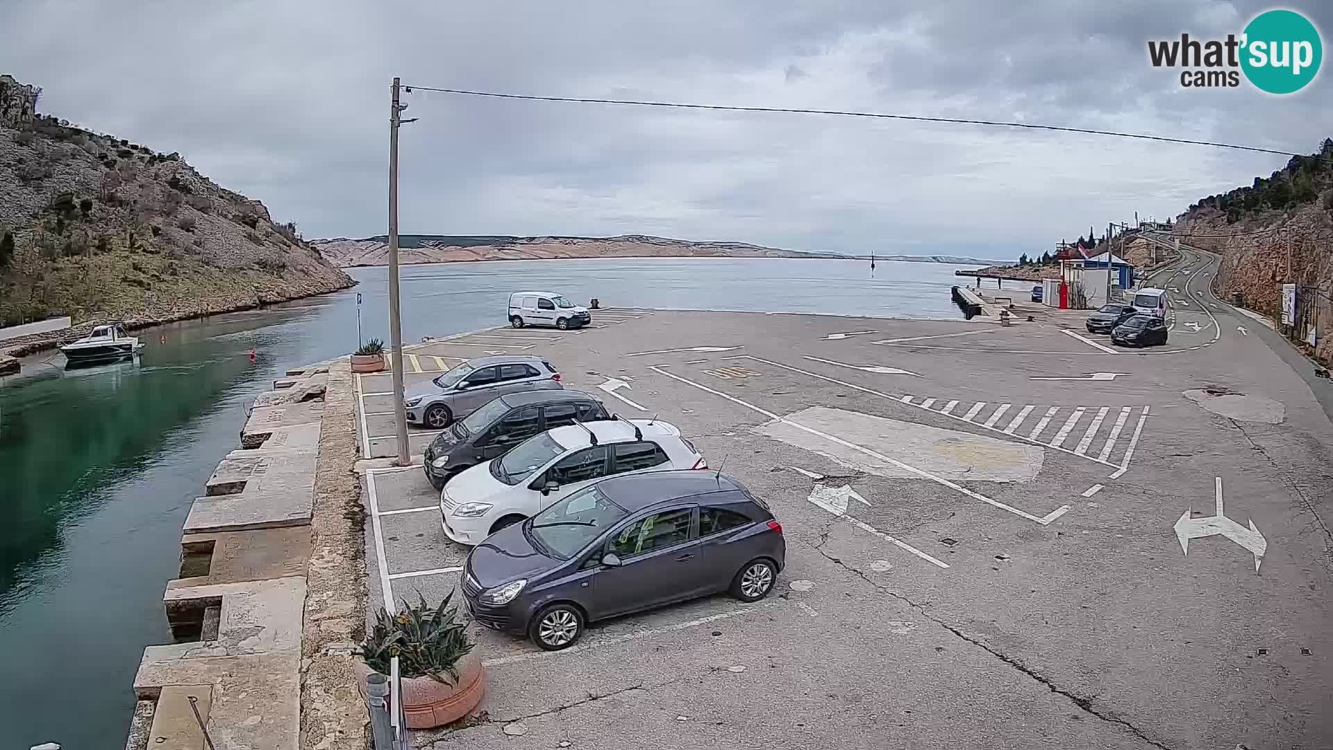 Webcam Prizna ferry port to Pag island