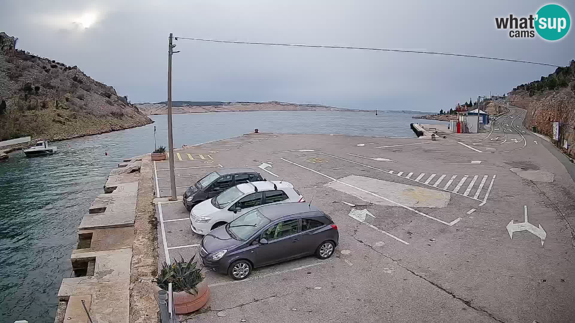 Webcam Prizna ferry port to Pag island