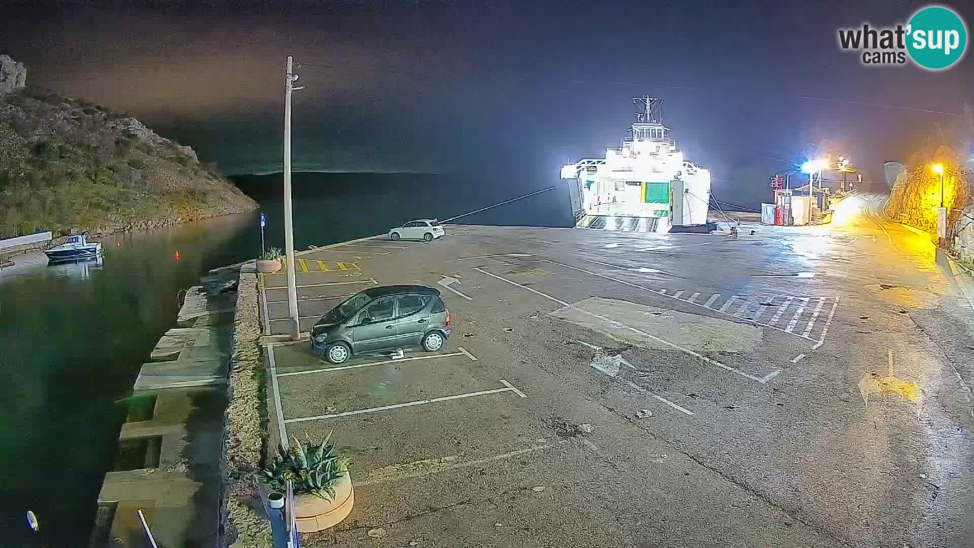 Webcam Prizna ferry port to Pag island