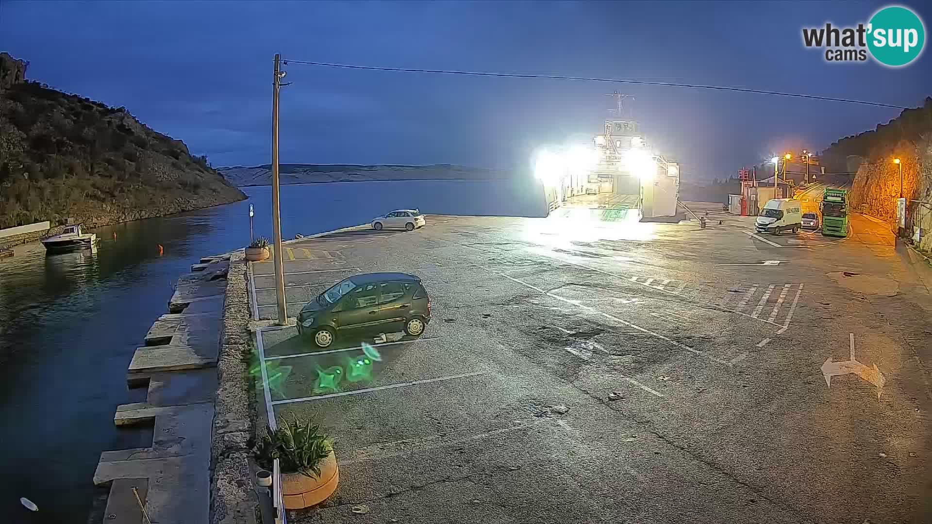 Webcam Fährhafen Prizna – zur Insel Pag