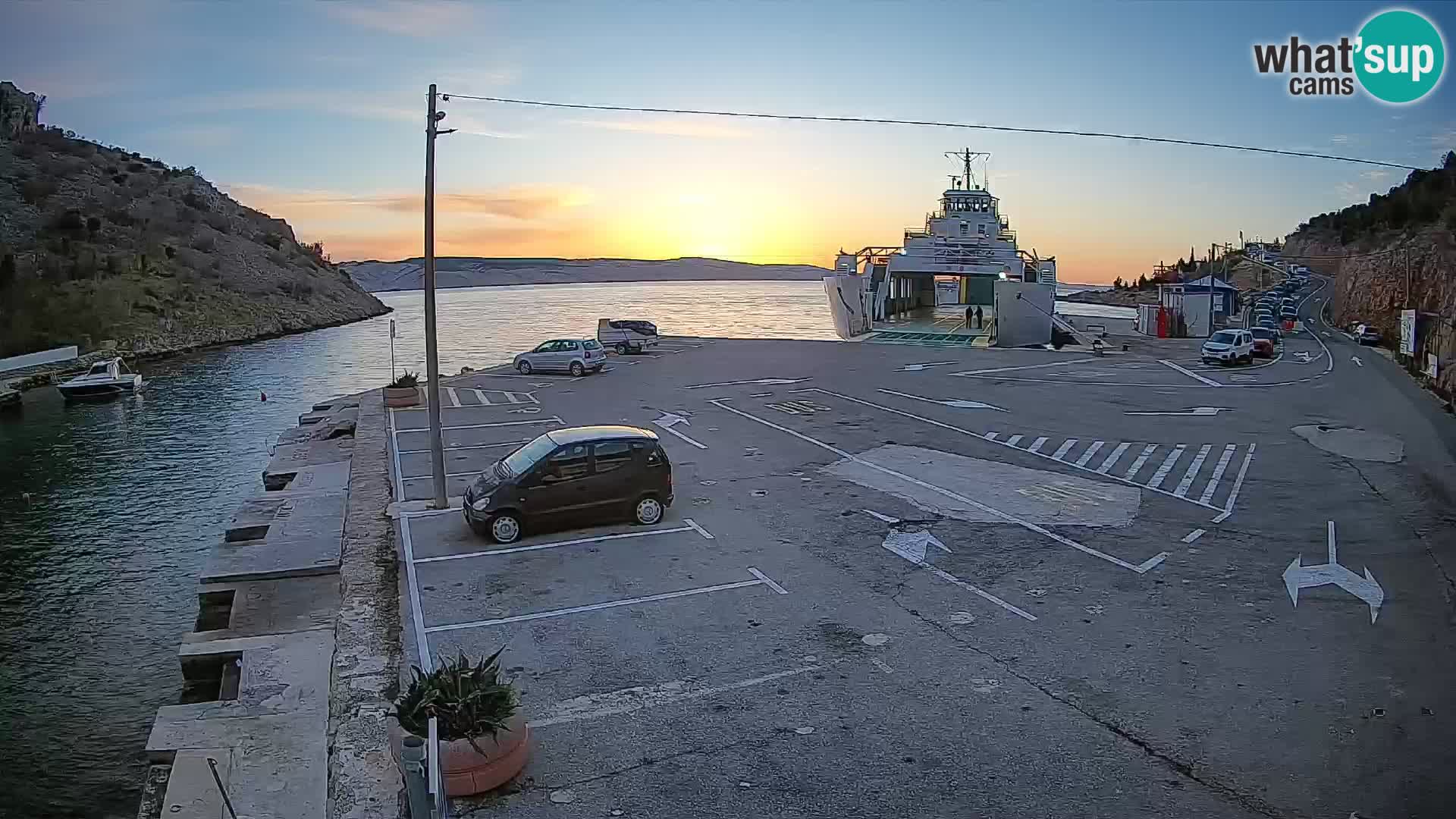 Webcam Fährhafen Prizna – zur Insel Pag