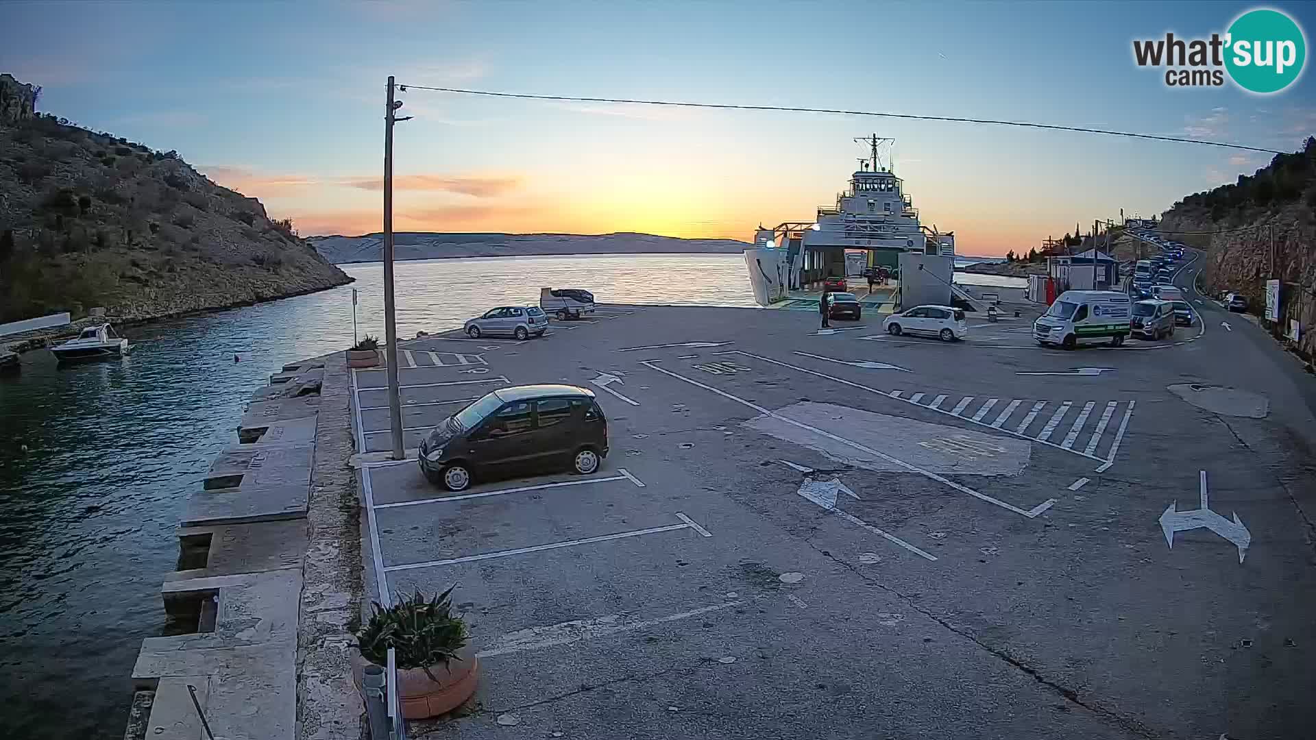 Webcam Fährhafen Prizna – zur Insel Pag