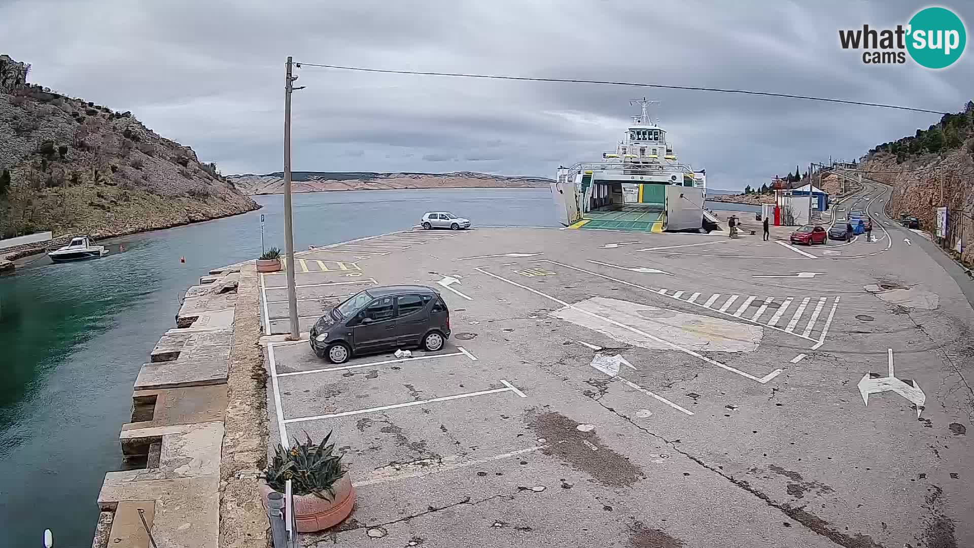Webcam Prizna ferry port to Pag island
