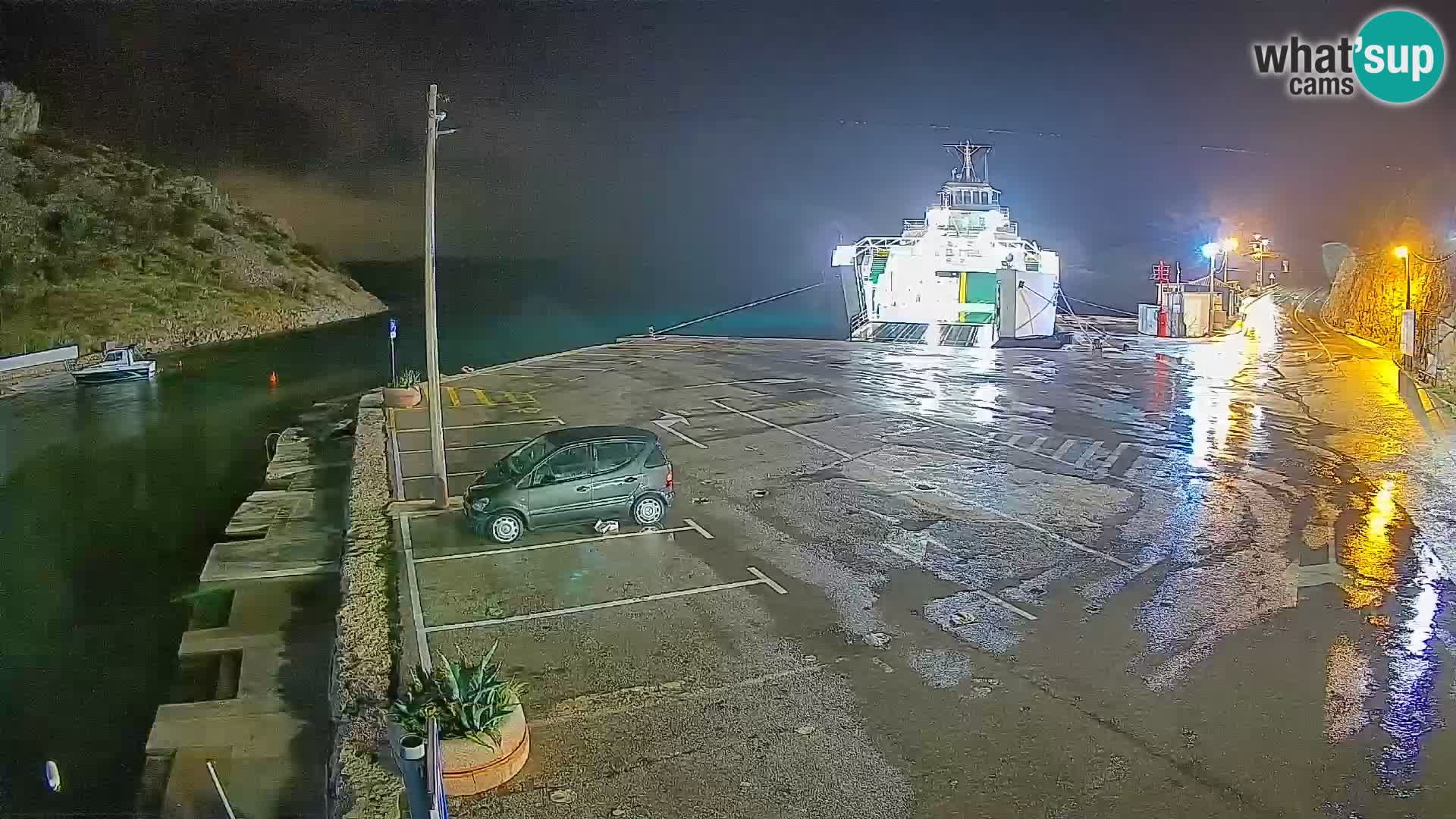 Webcam Prizna ferry port to Pag island