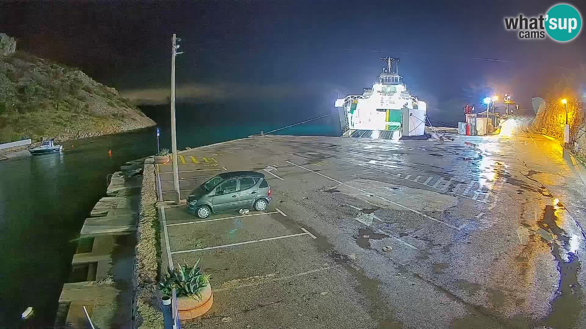 Webcam Prizna ferry port to Pag island