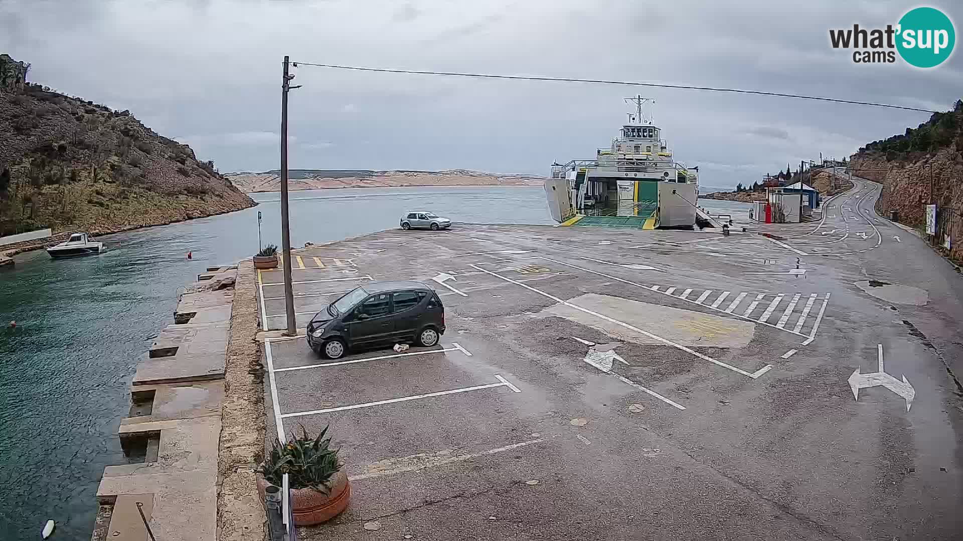 Webcam port de ferry de Prizna – vers l’île de Pag