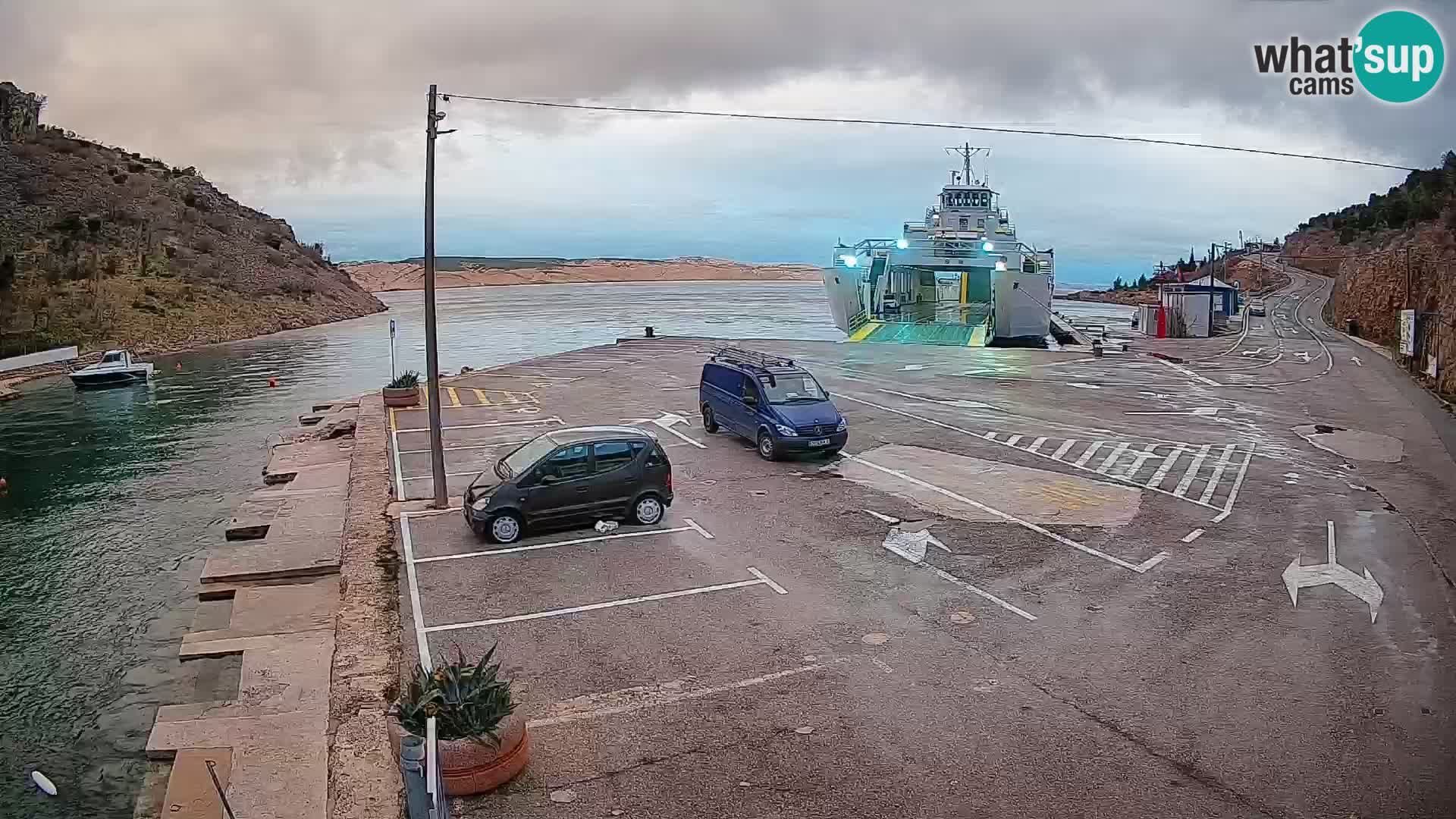 Webcam Fährhafen Prizna – zur Insel Pag
