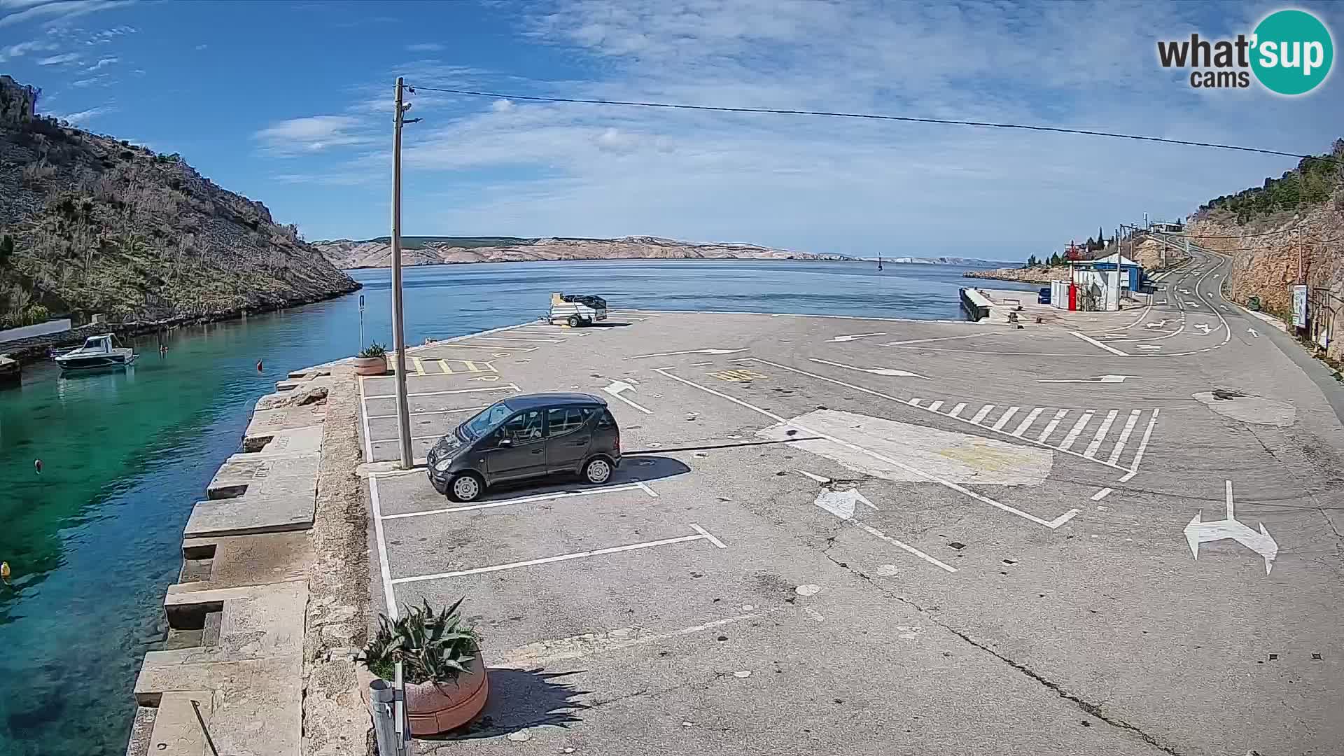 Web kamera trajektna luka Prizna – prema otoku Pag