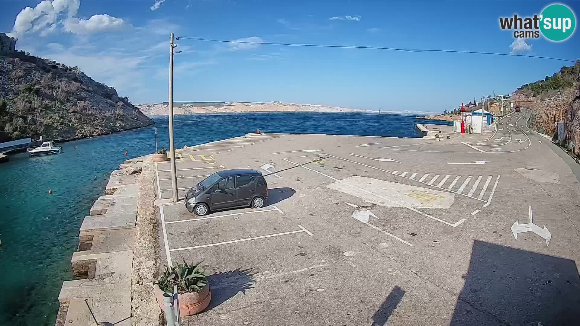 Webcam Prizna ferry port to Pag island