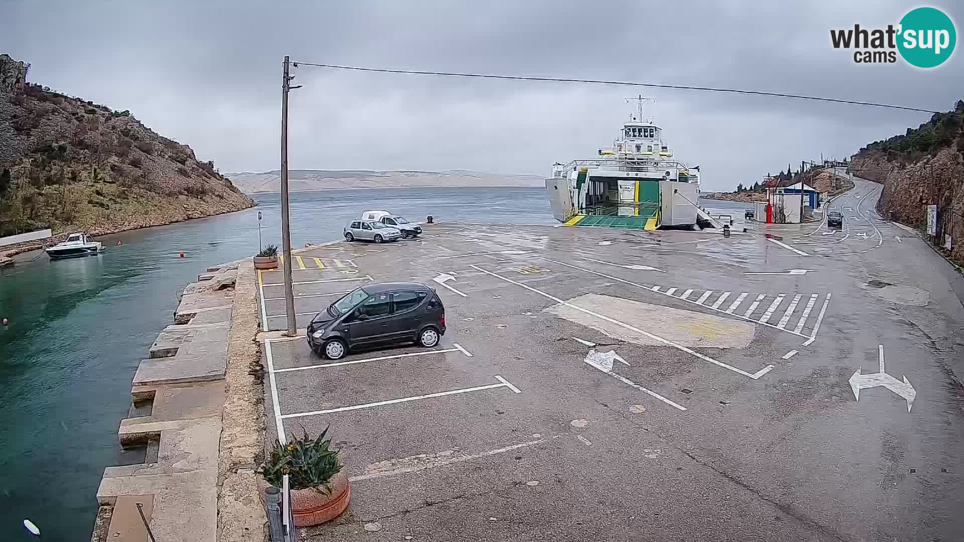 Webcam Prizna ferry port to Pag island