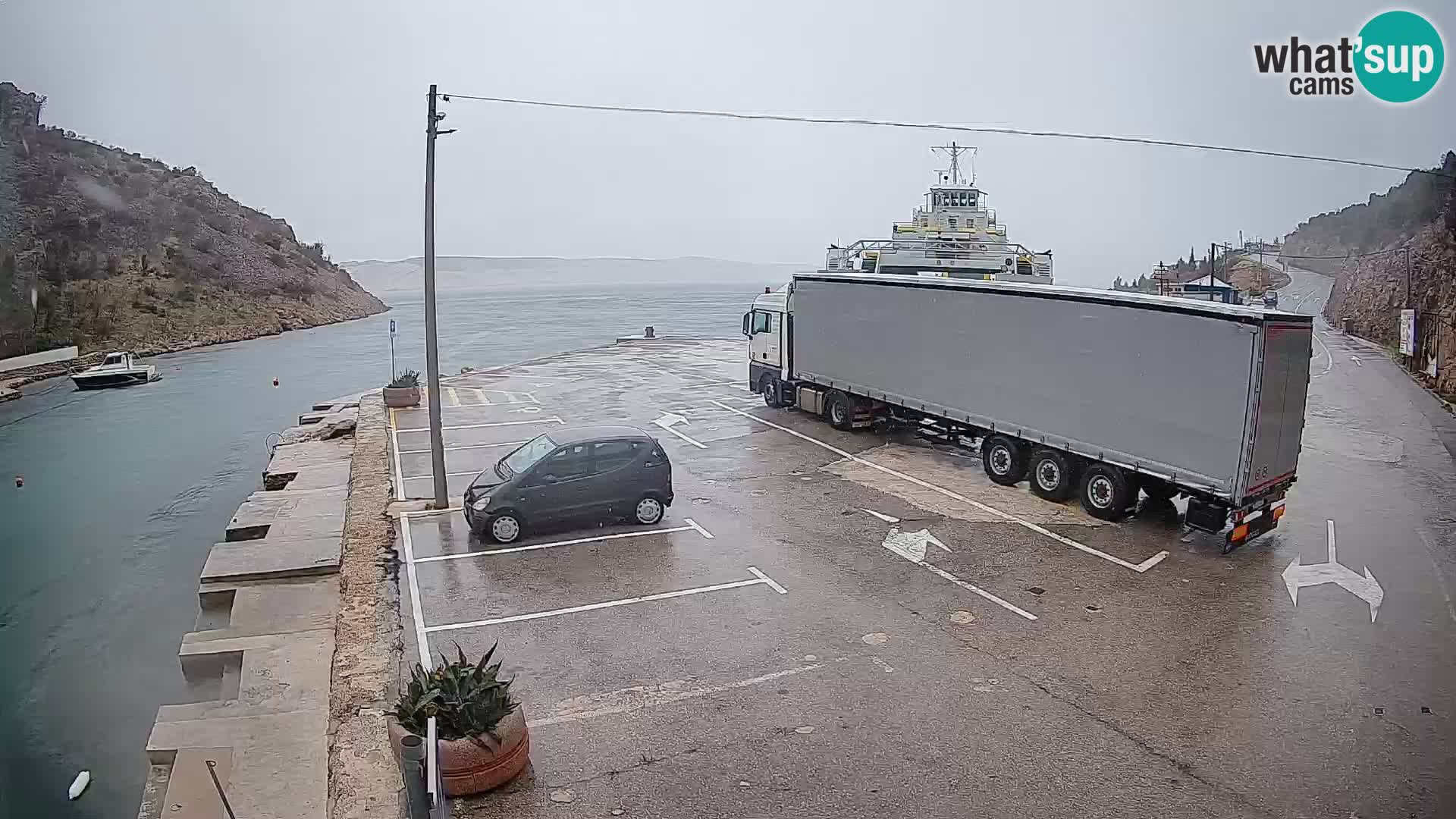 Webcam Fährhafen Prizna – zur Insel Pag