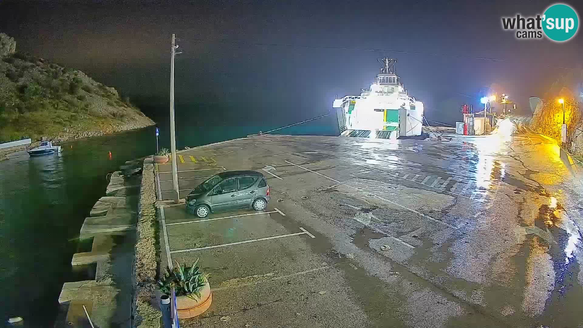 Webcam Prizna ferry port to Pag island