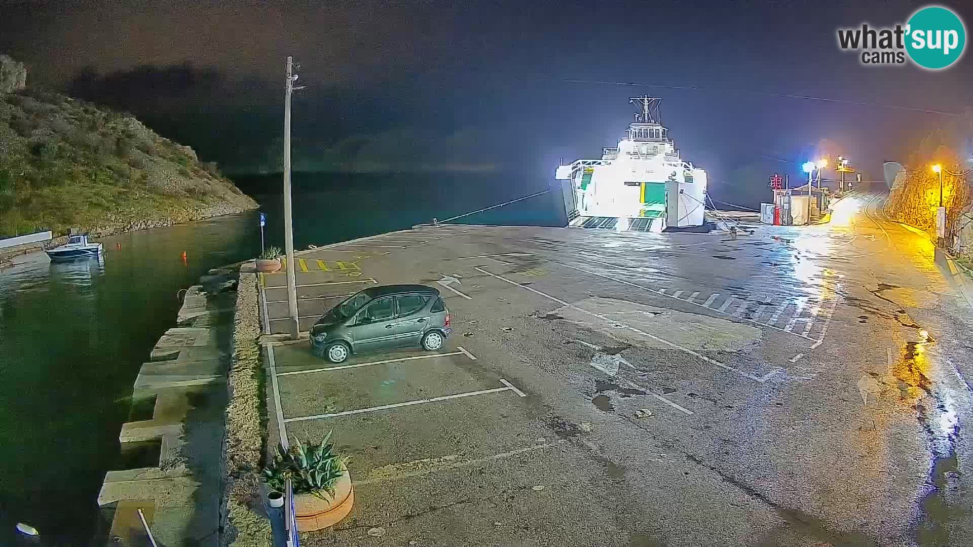 Webcam Prizna ferry port to Pag island