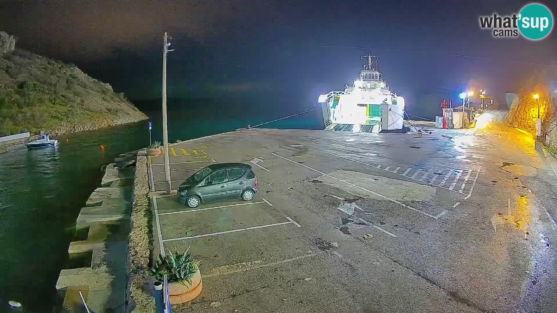 Webcam Prizna ferry port to Pag island