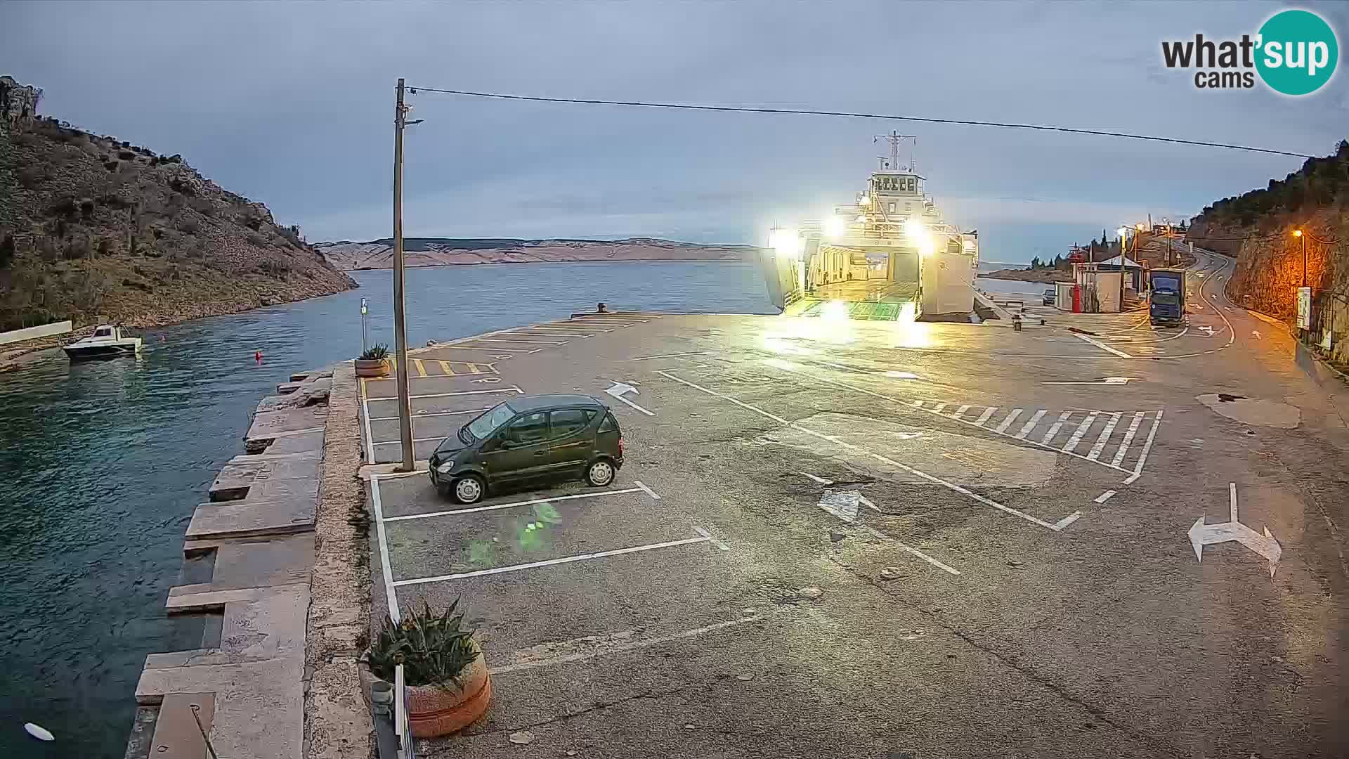 Webcam porto traghetti di Prizna – per l’isola di Pag