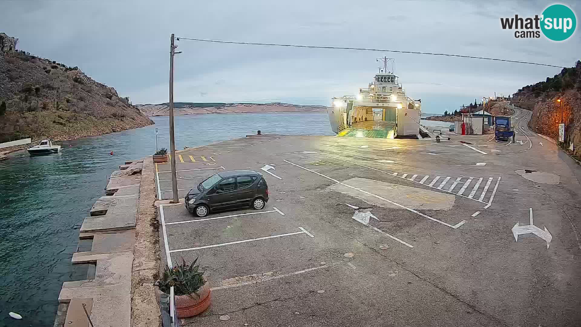 Webcam porto traghetti di Prizna – per l’isola di Pag