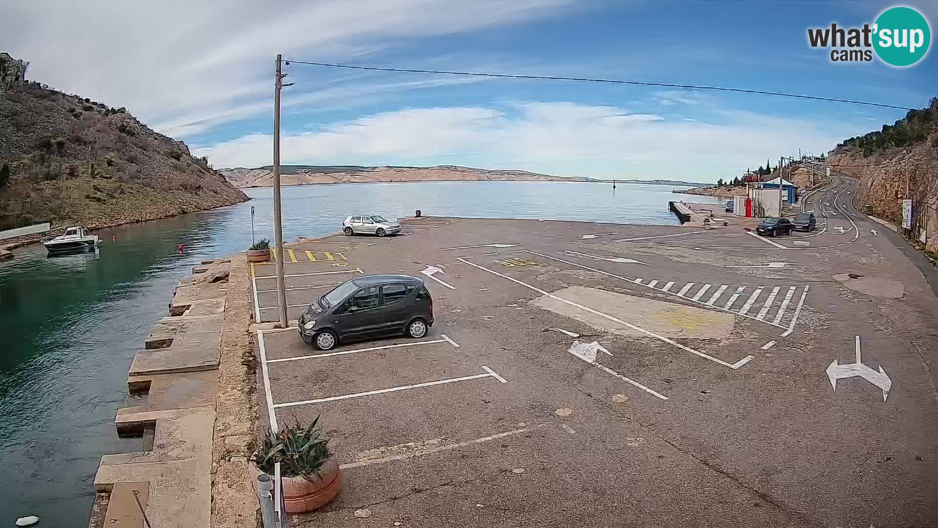 Web kamera trajektna luka Prizna – prema otoku Pag