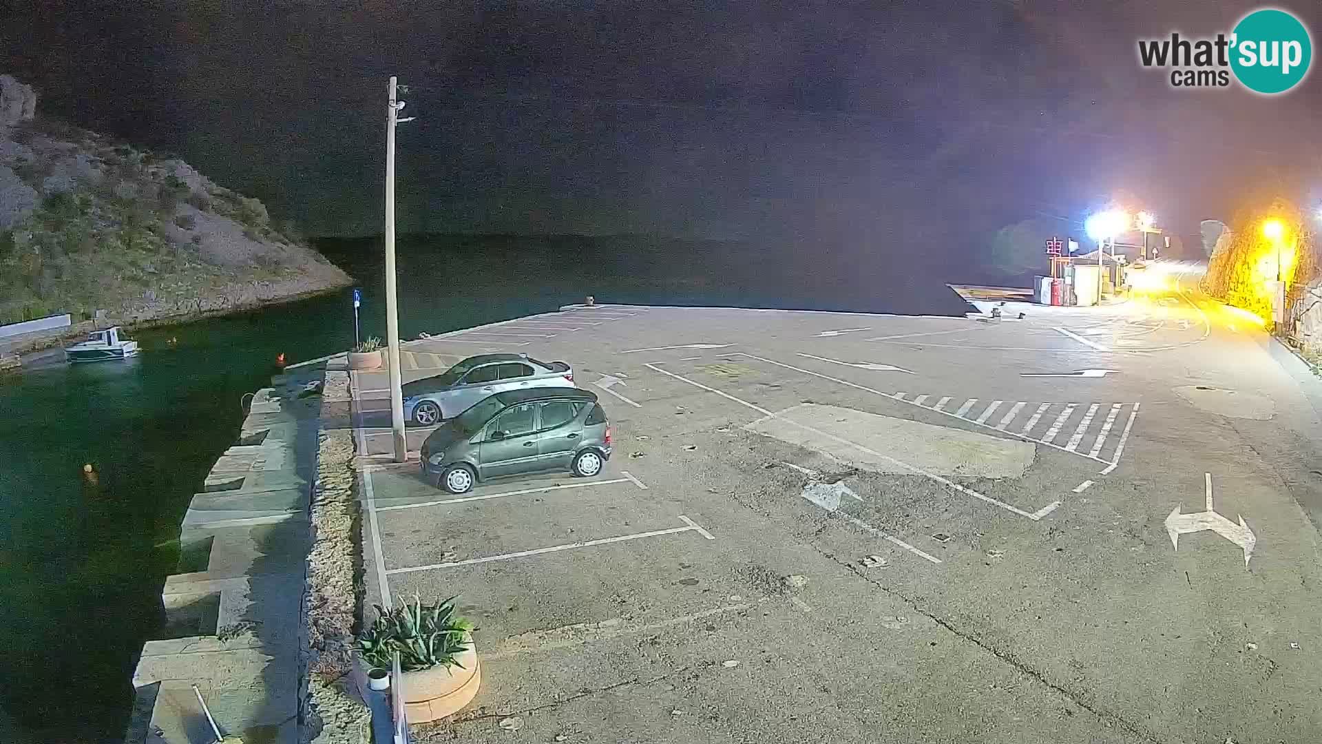 Webcam del puerto de ferris de Prizna – hacia la isla de Pag