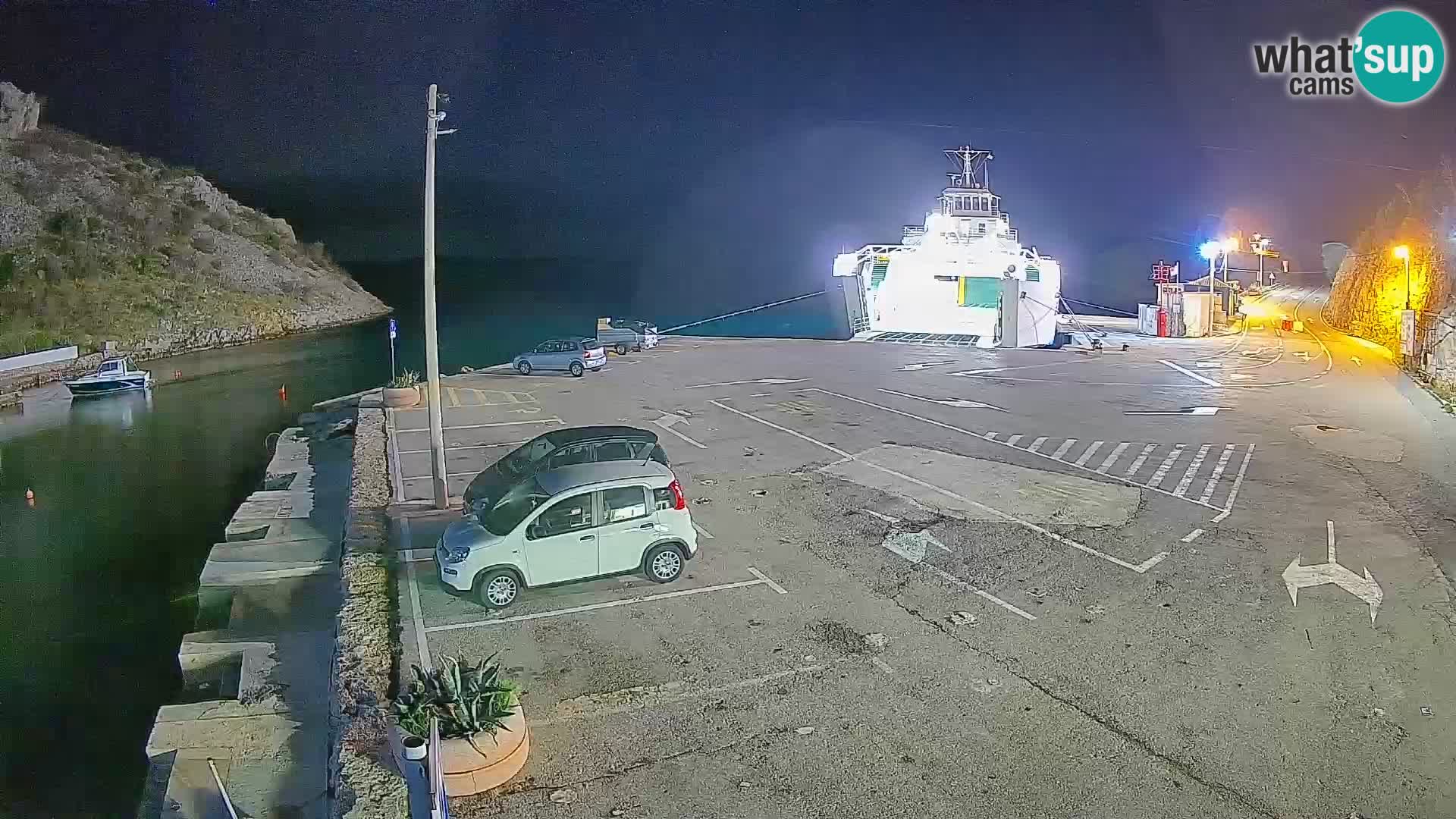 Webcam Prizna ferry port to Pag island