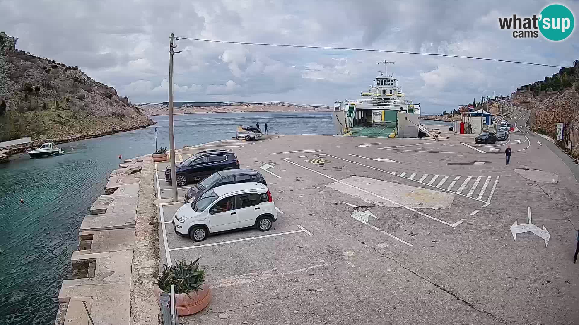 Webcam Prizna ferry port to Pag island
