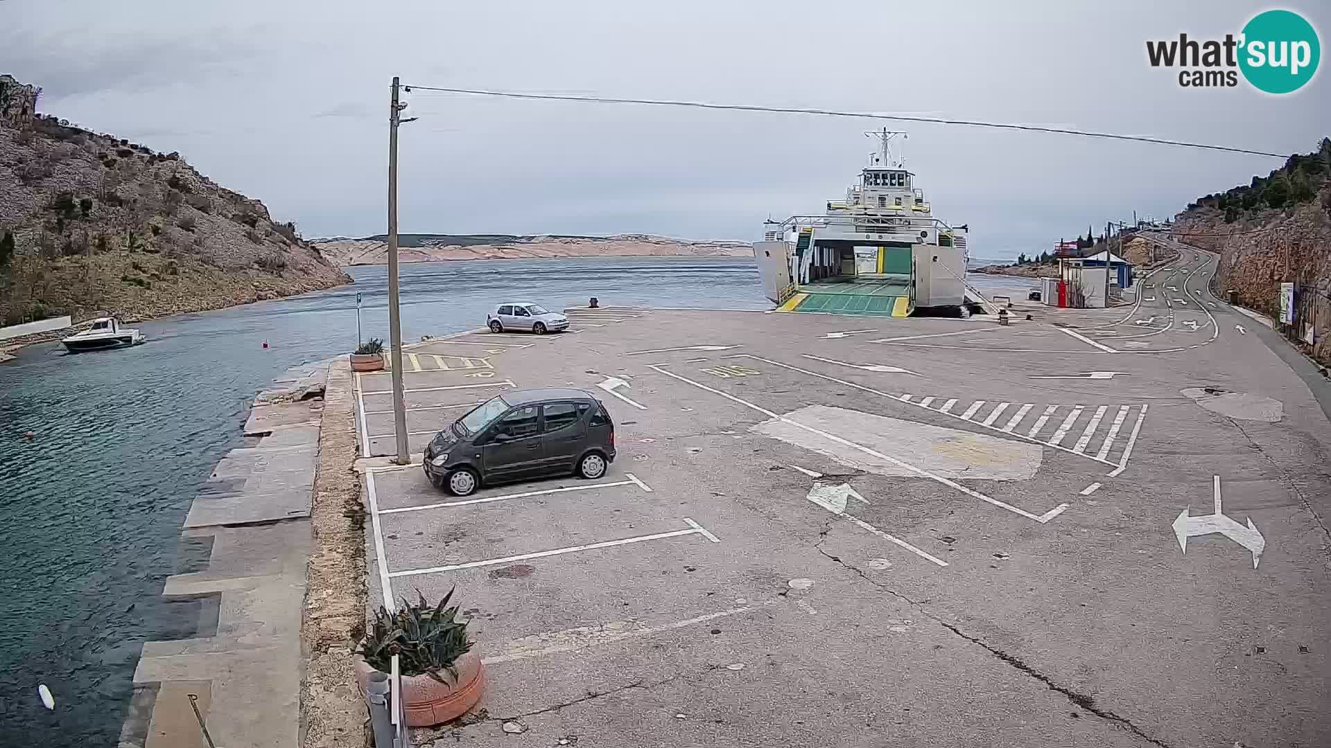 Webcam Prizna ferry port to Pag island