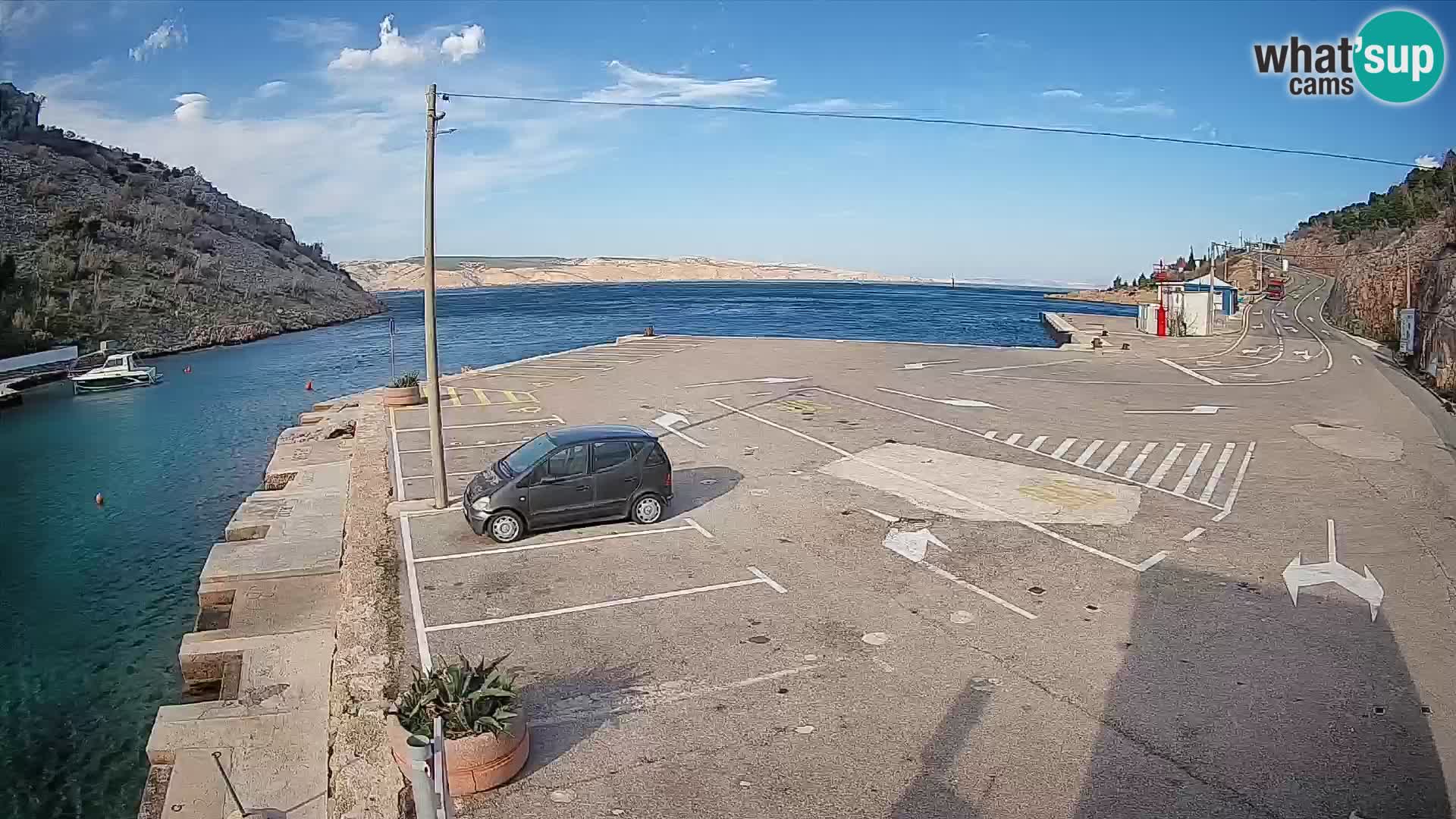 Webcam Prizna ferry port to Pag island