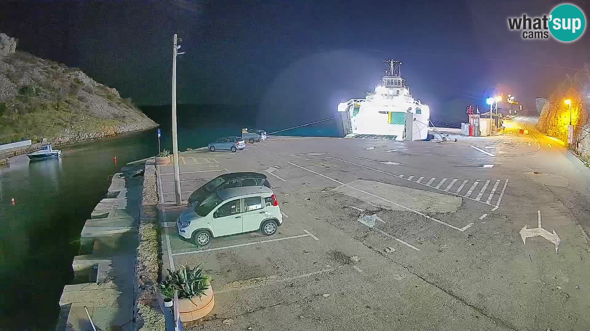 Webcam Prizna ferry port to Pag island