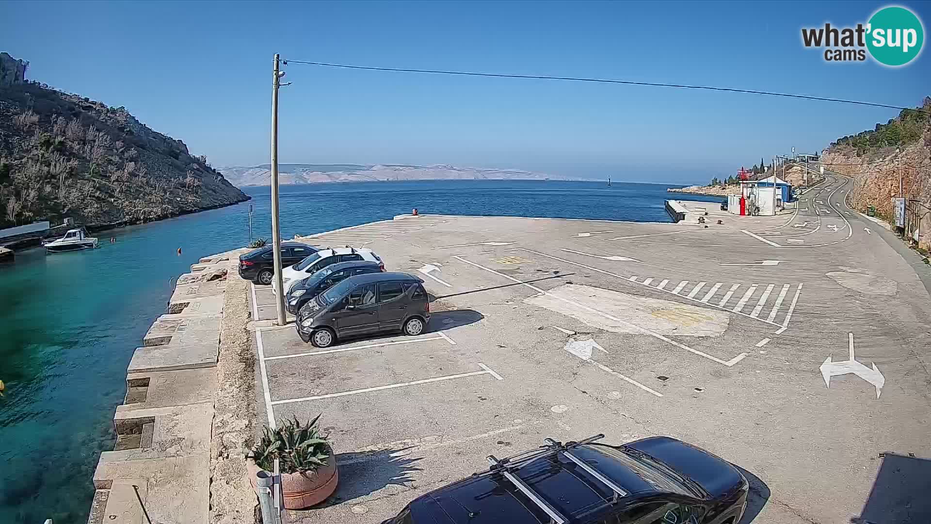 Webcam del puerto de ferris de Prizna – hacia la isla de Pag