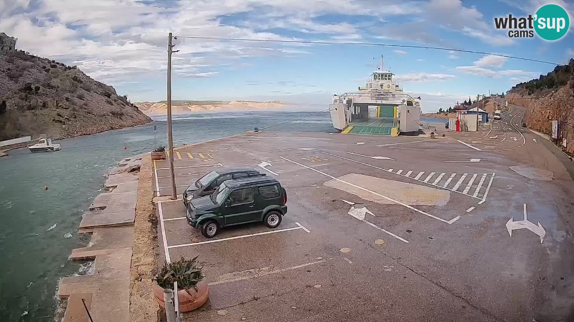 Webcam Prizna ferry port to Pag island