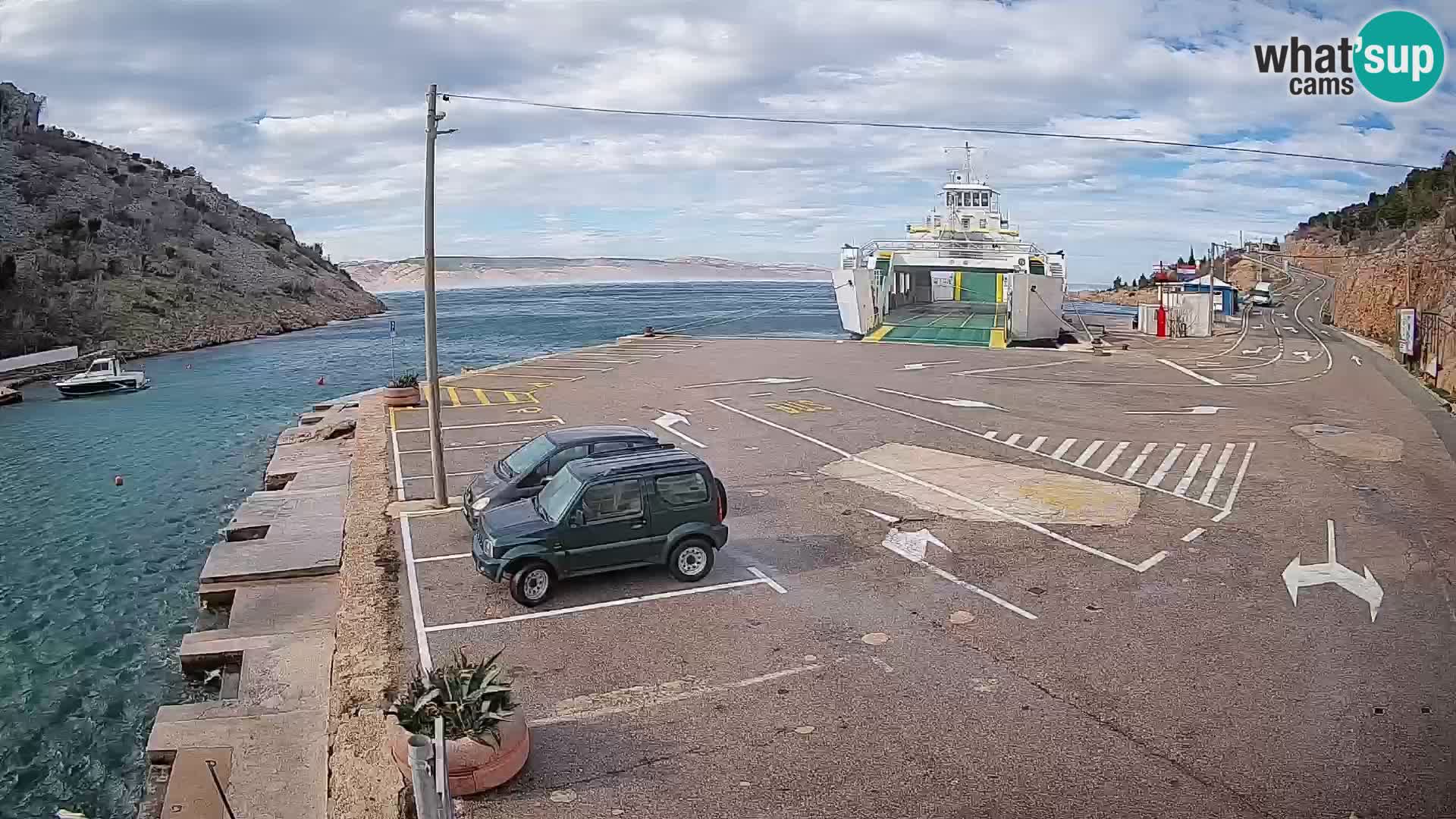 Webcam Prizna ferry port to Pag island