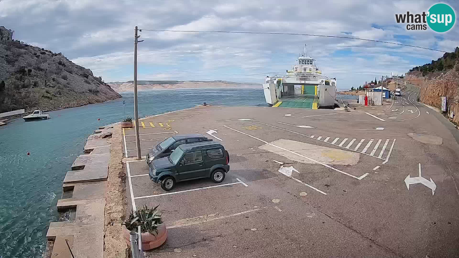 Webcam Prizna ferry port to Pag island