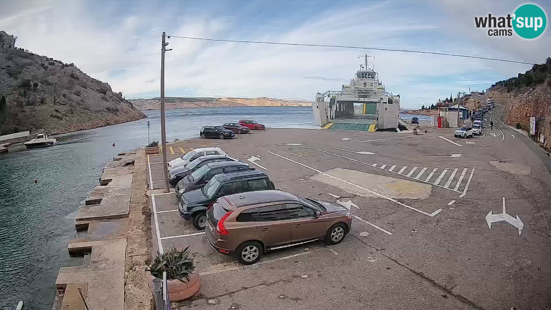 Webcam port de ferry de Prizna – vers l’île de Pag