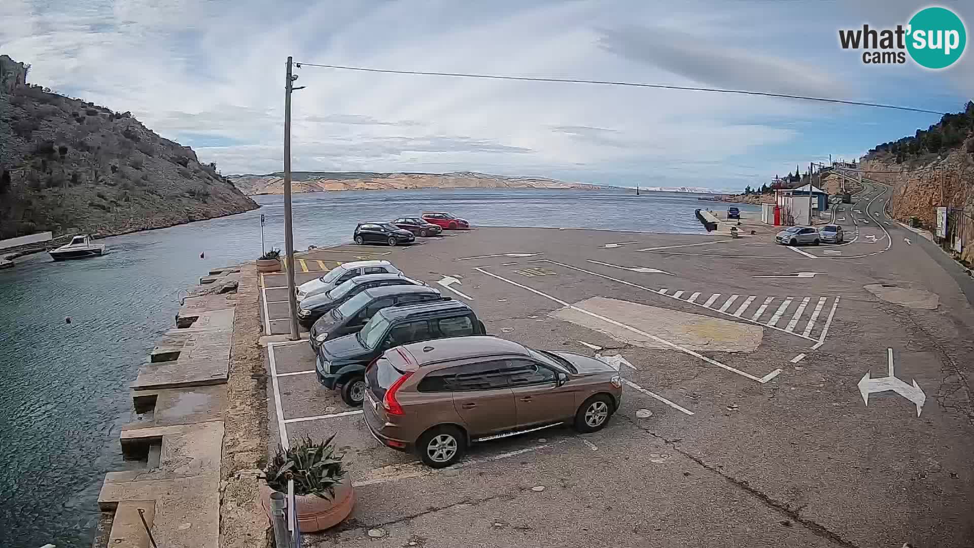 Webcam Prizna ferry port to Pag island