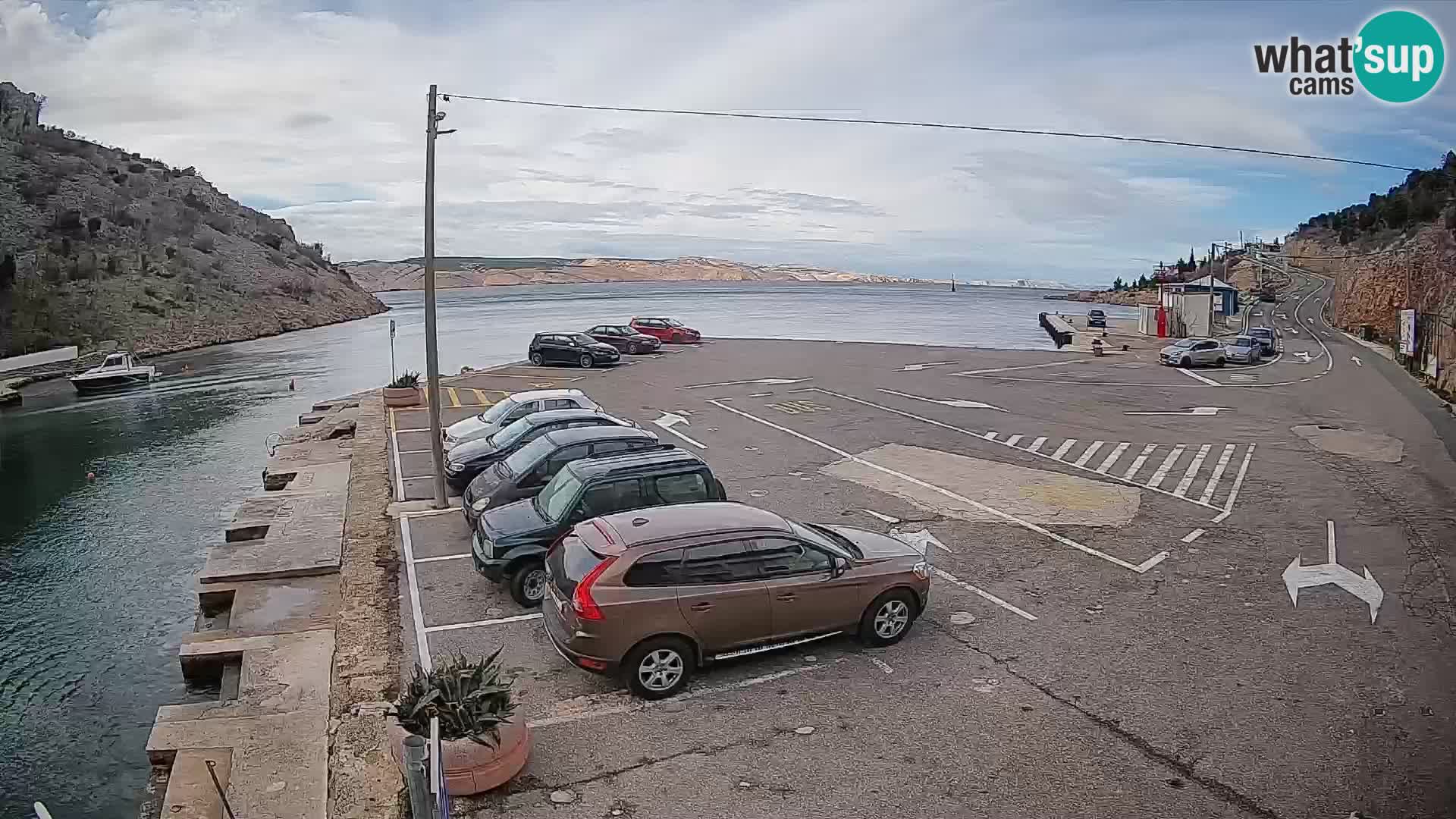 Webcam Prizna ferry port to Pag island