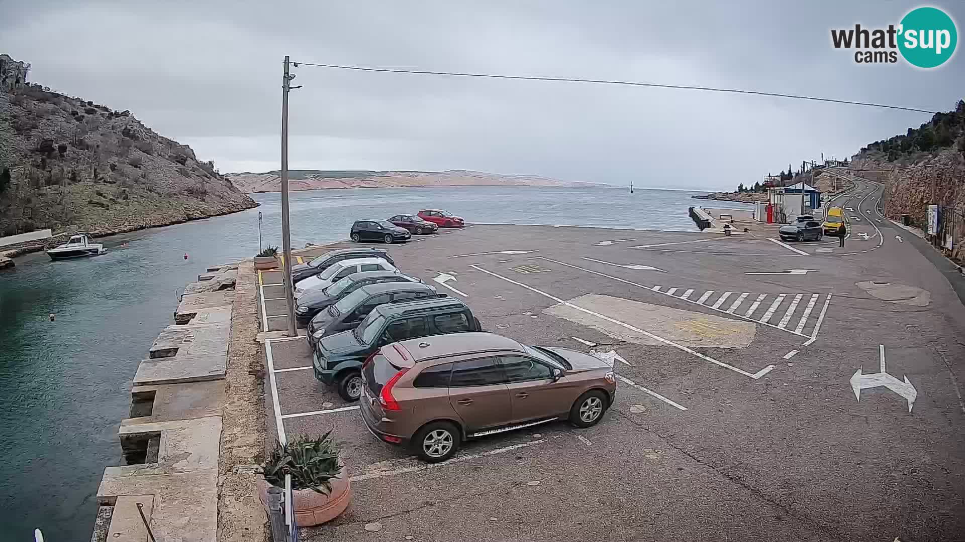 Webcam Prizna ferry port to Pag island
