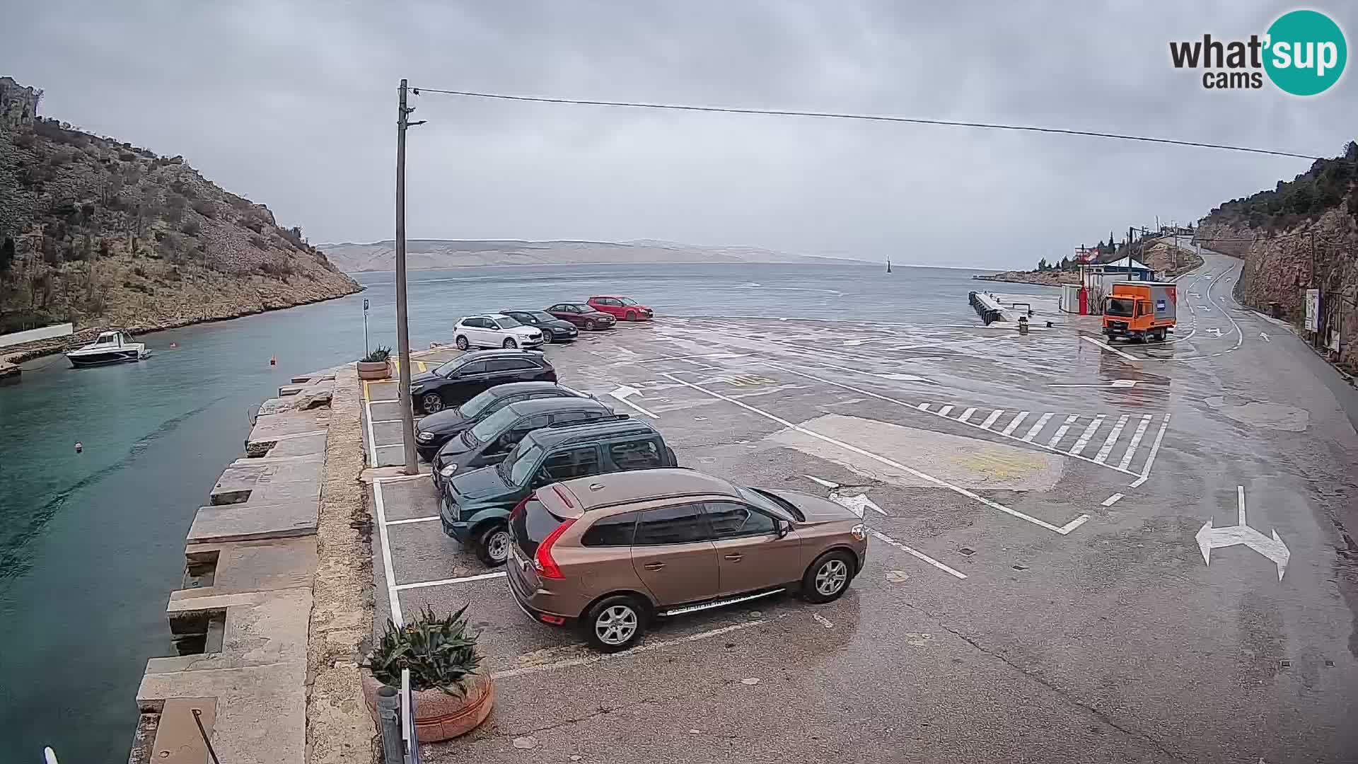 Webcam Prizna ferry port to Pag island