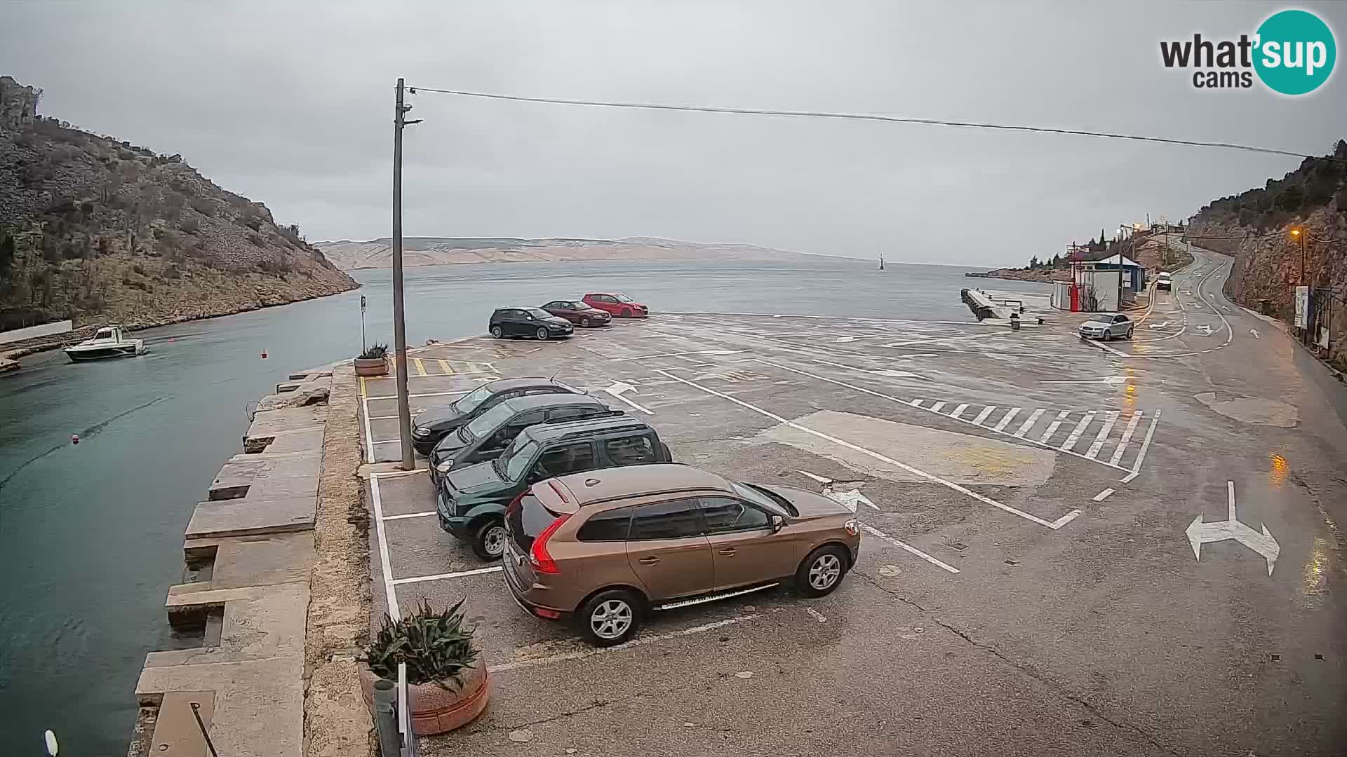 Webcam Prizna ferry port to Pag island
