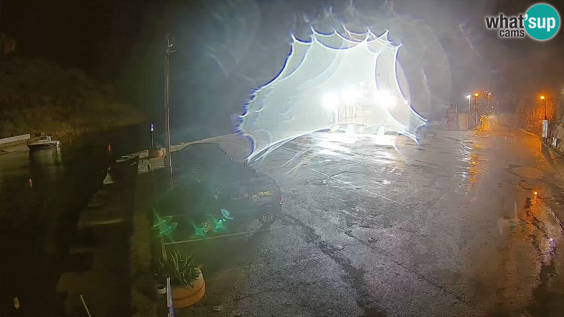 Webcam Fährhafen Prizna – zur Insel Pag