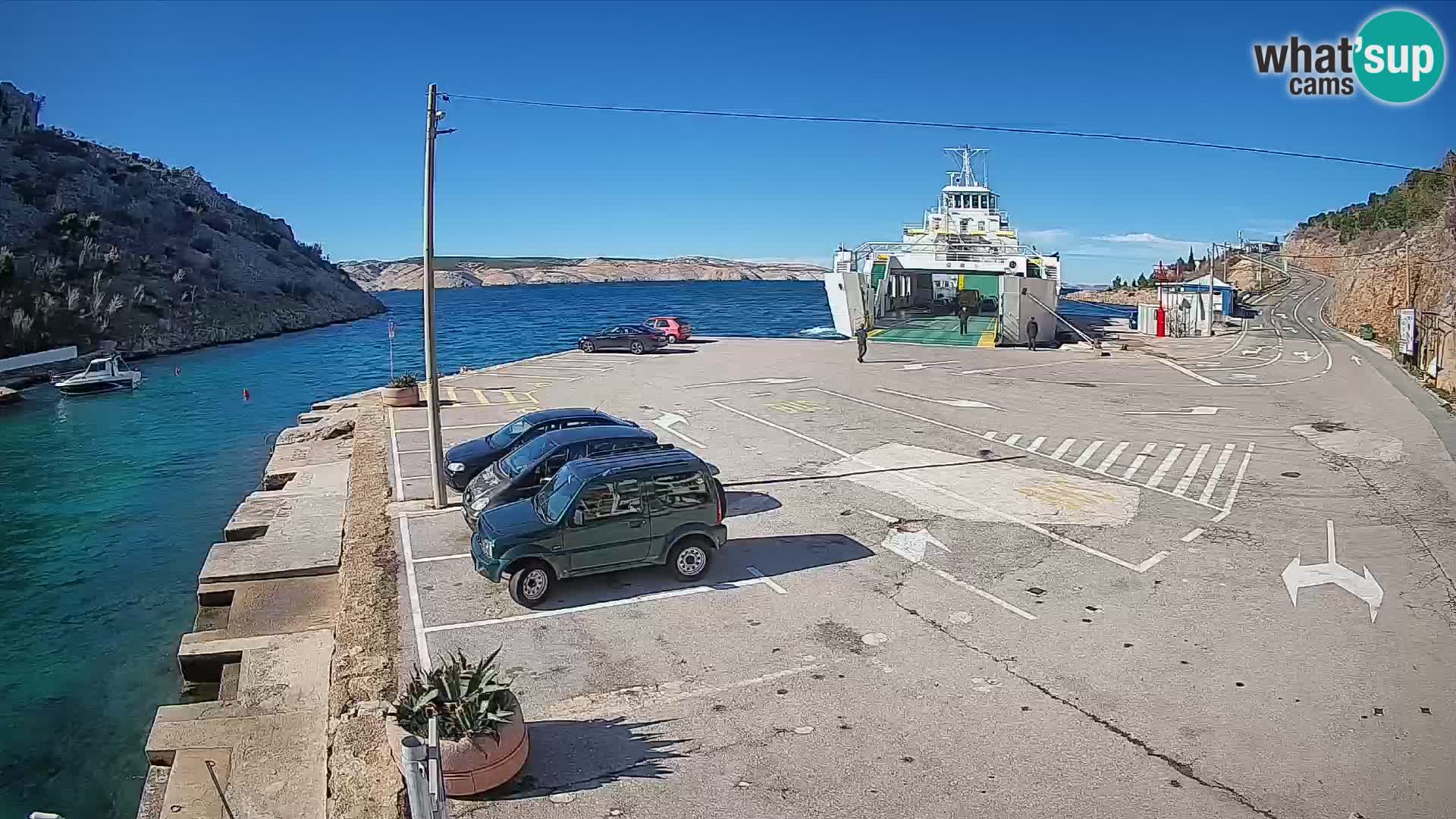 Webcam Prizna ferry port to Pag island