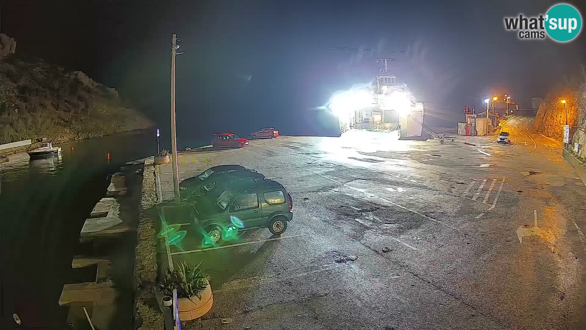 Webcam del puerto de ferris de Prizna – hacia la isla de Pag