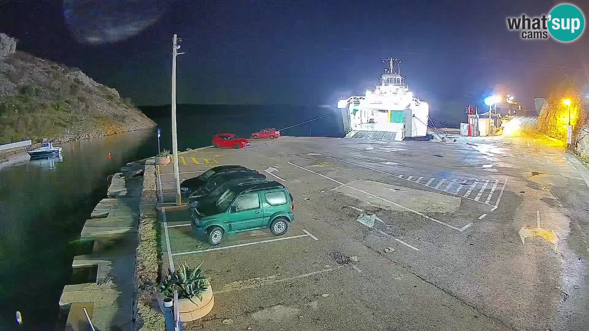 Webcam del puerto de ferris de Prizna – hacia la isla de Pag