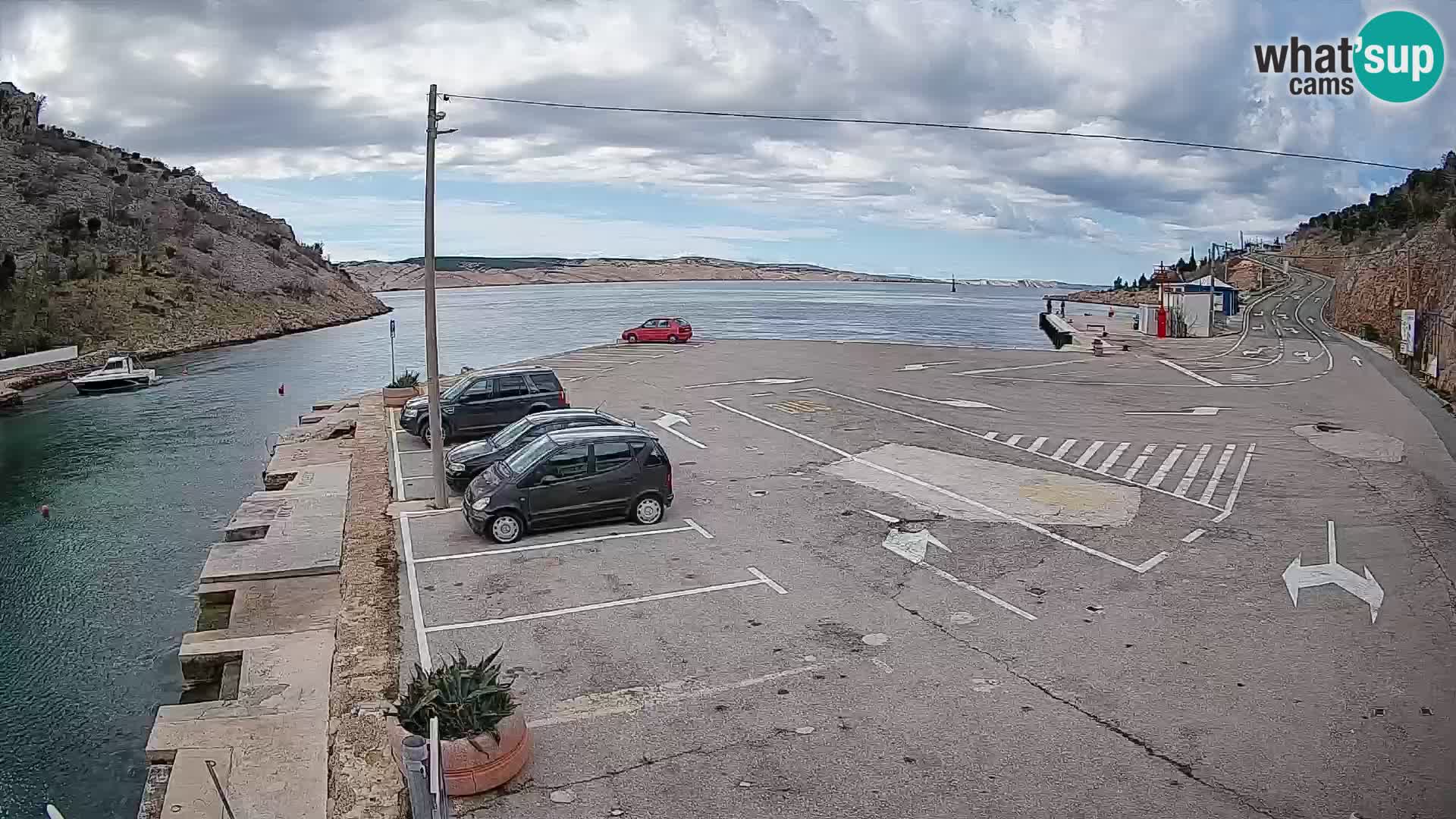 Webcam Prizna ferry port to Pag island