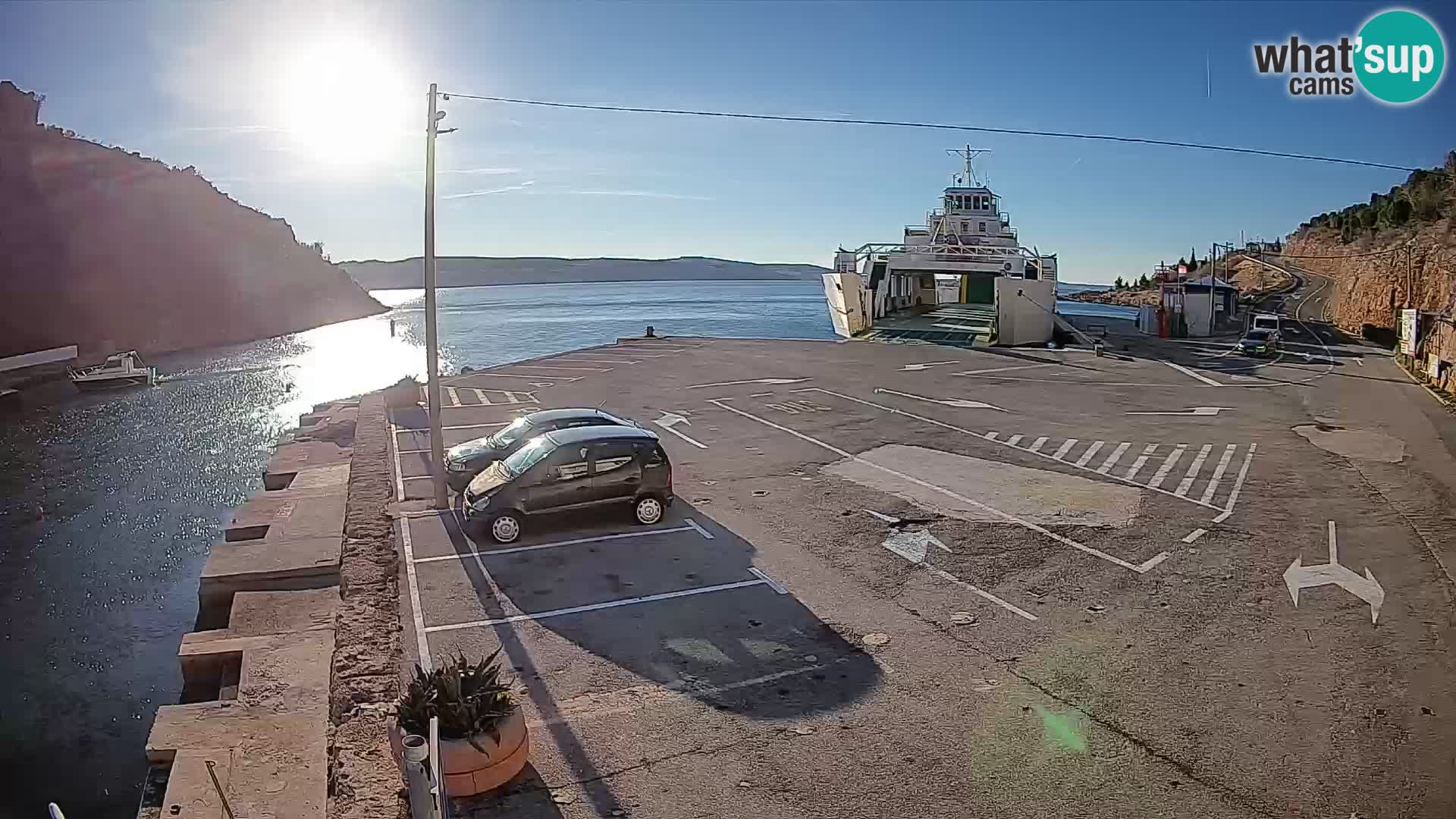 Webcam port de ferry de Prizna – vers l’île de Pag