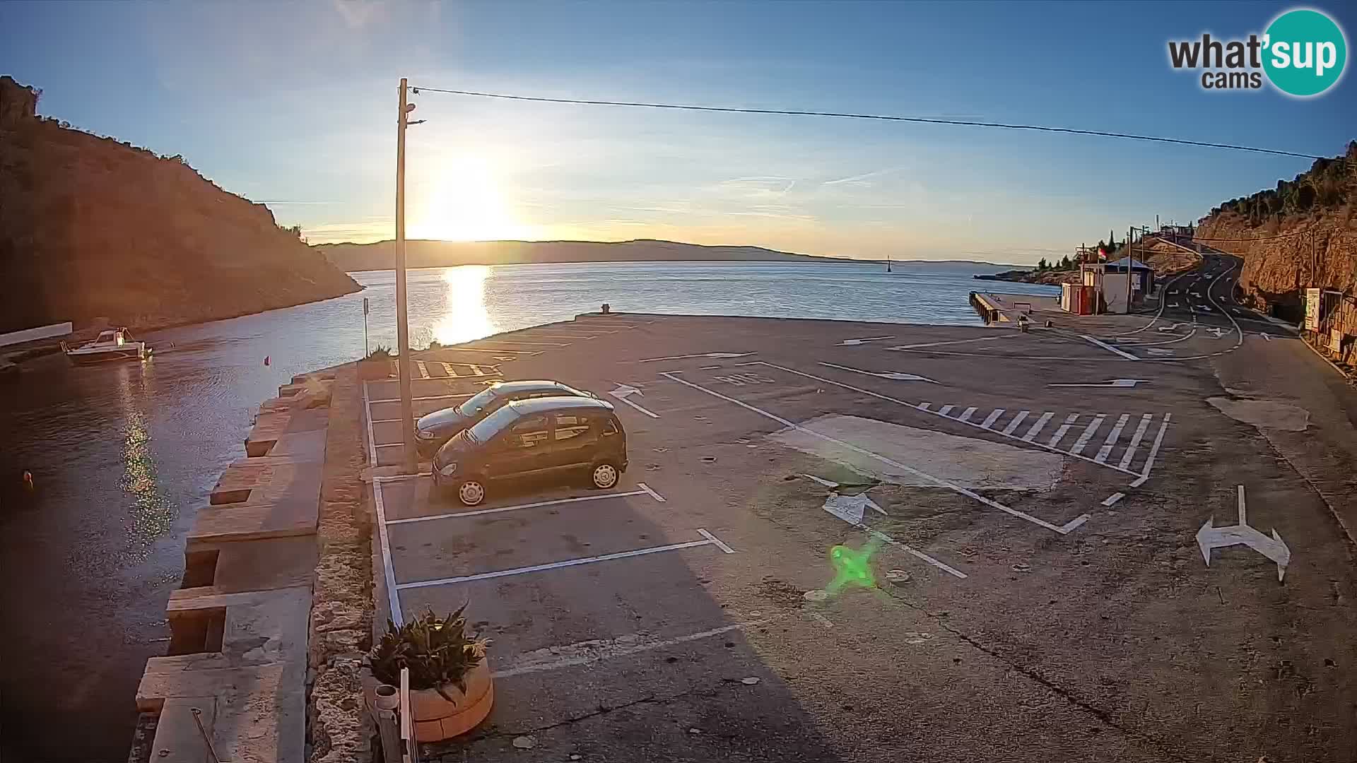 Webcam Prizna ferry port to Pag island