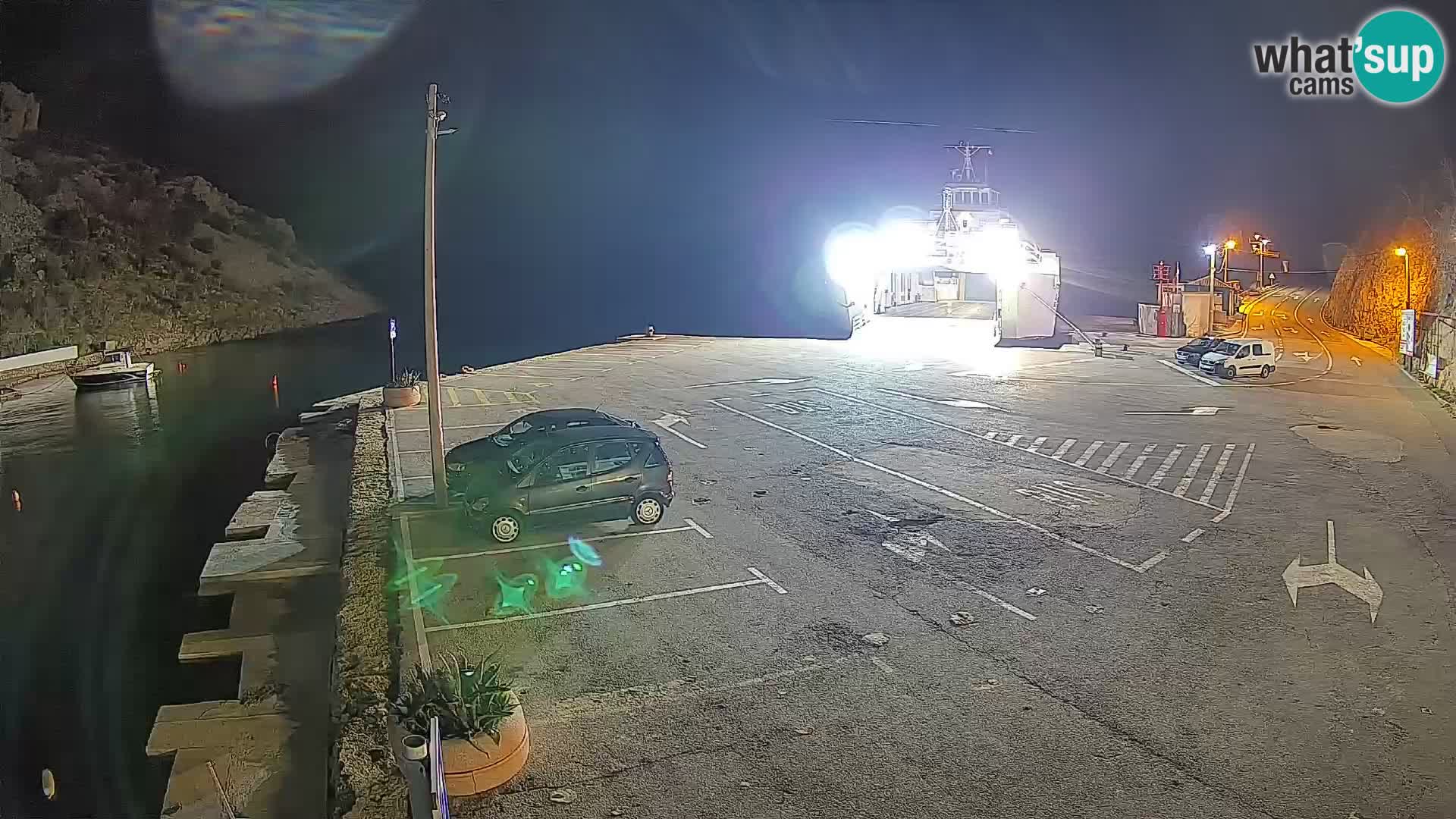 Webcam port de ferry de Prizna – vers l’île de Pag